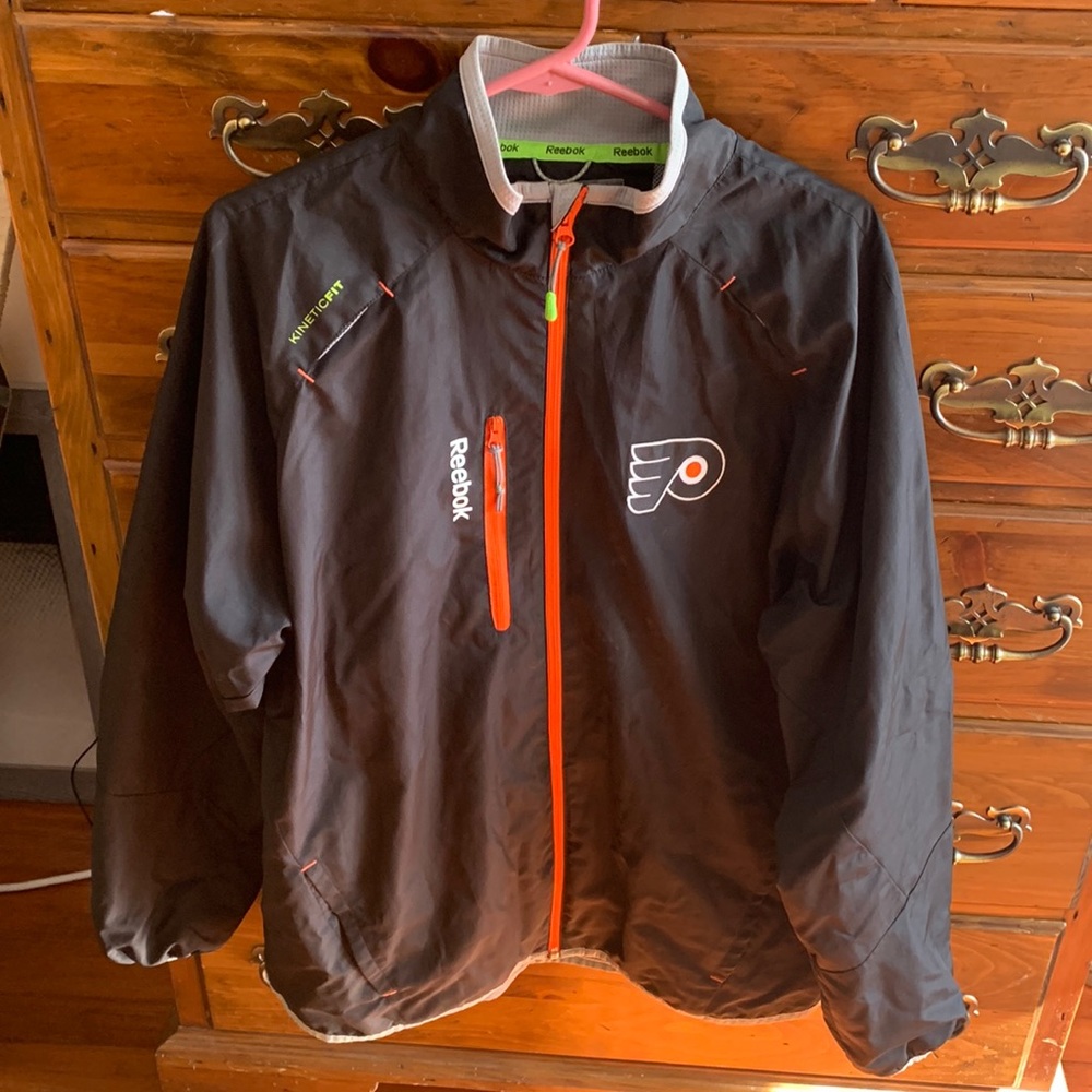 Men’s Philadelphia Flyers Wind Breaker “on-ice” Jacket
